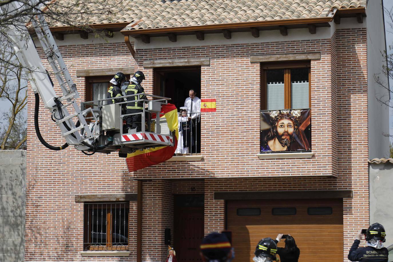 Simbólica Bajada del Ángel en Peñafiel.