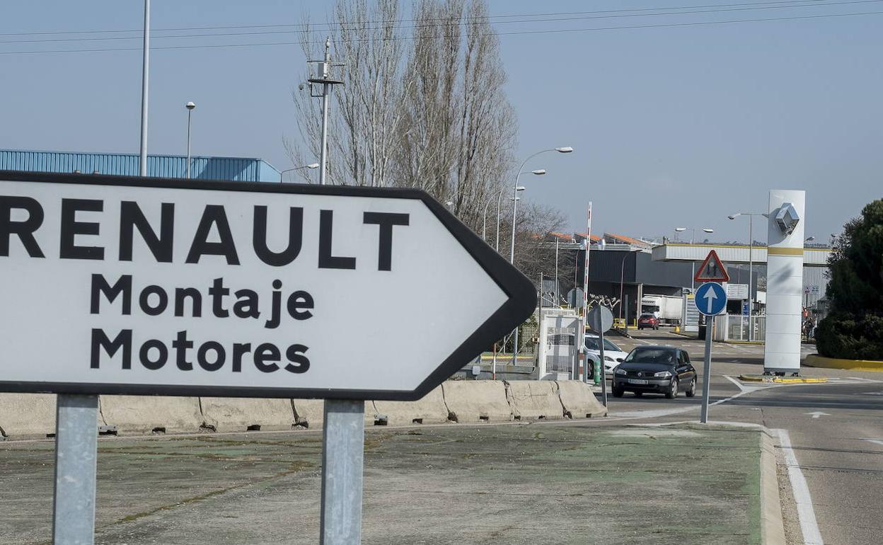 Acceso a las factorías de Renault en Valladolid.