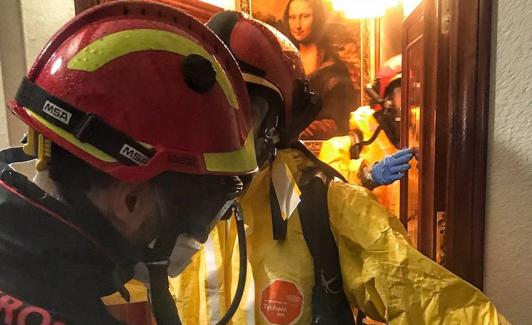 Auxilio en la calle Saturno de la La Victoria.