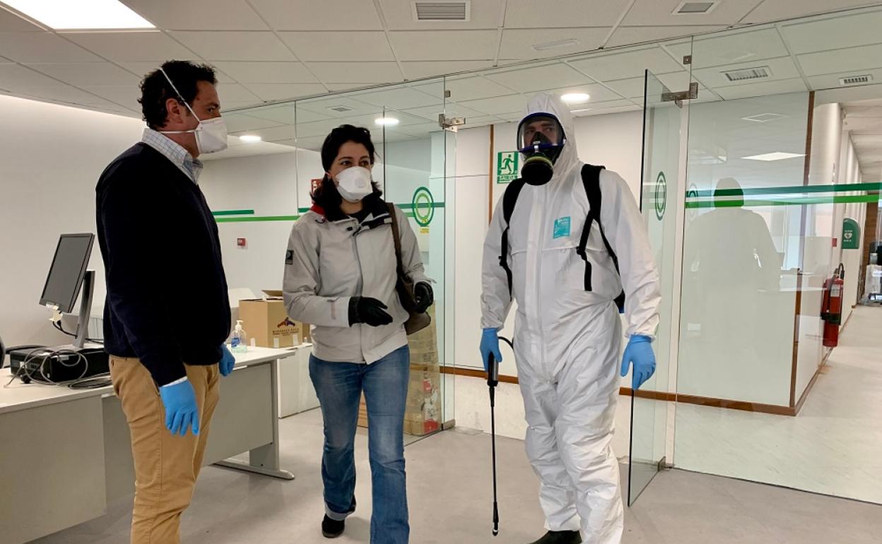 Coronavirus en Ávila: Diputación de Ávila desinfecta la sede del Servicio de Empleo Público