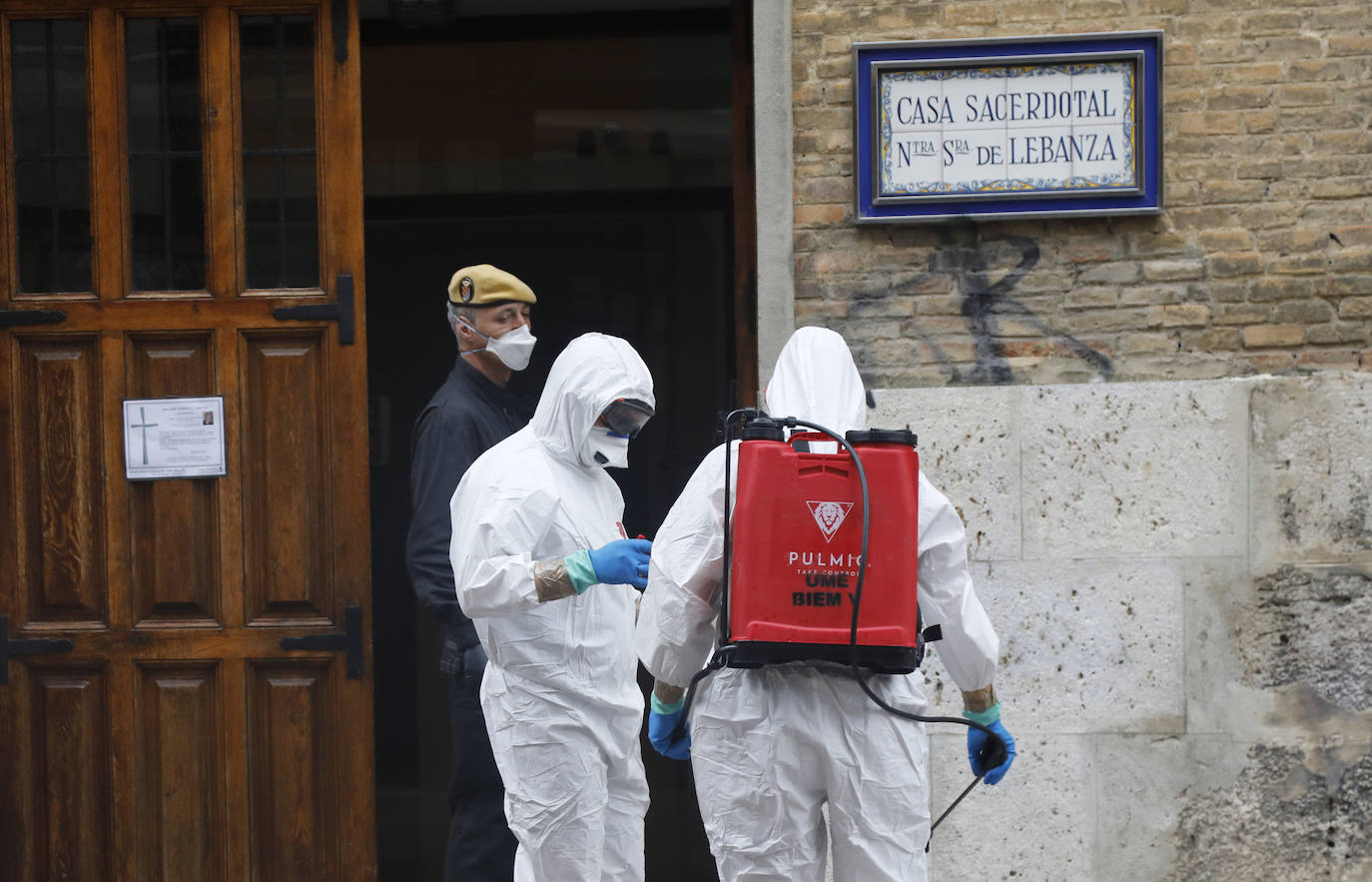 La UME prosigue con tareas de desinfección en Palencia.
