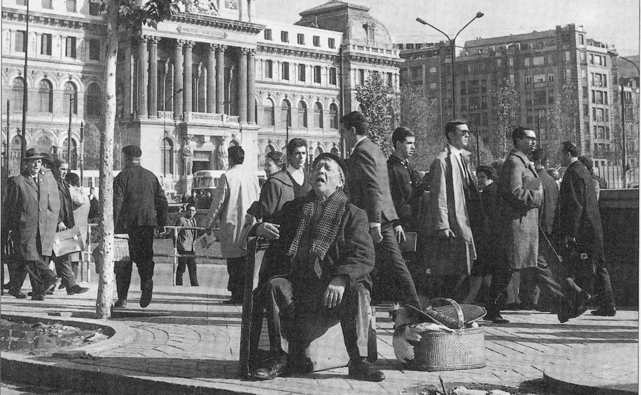 Paco Martínez Soria, en 'La ciudad no es para mí'. 