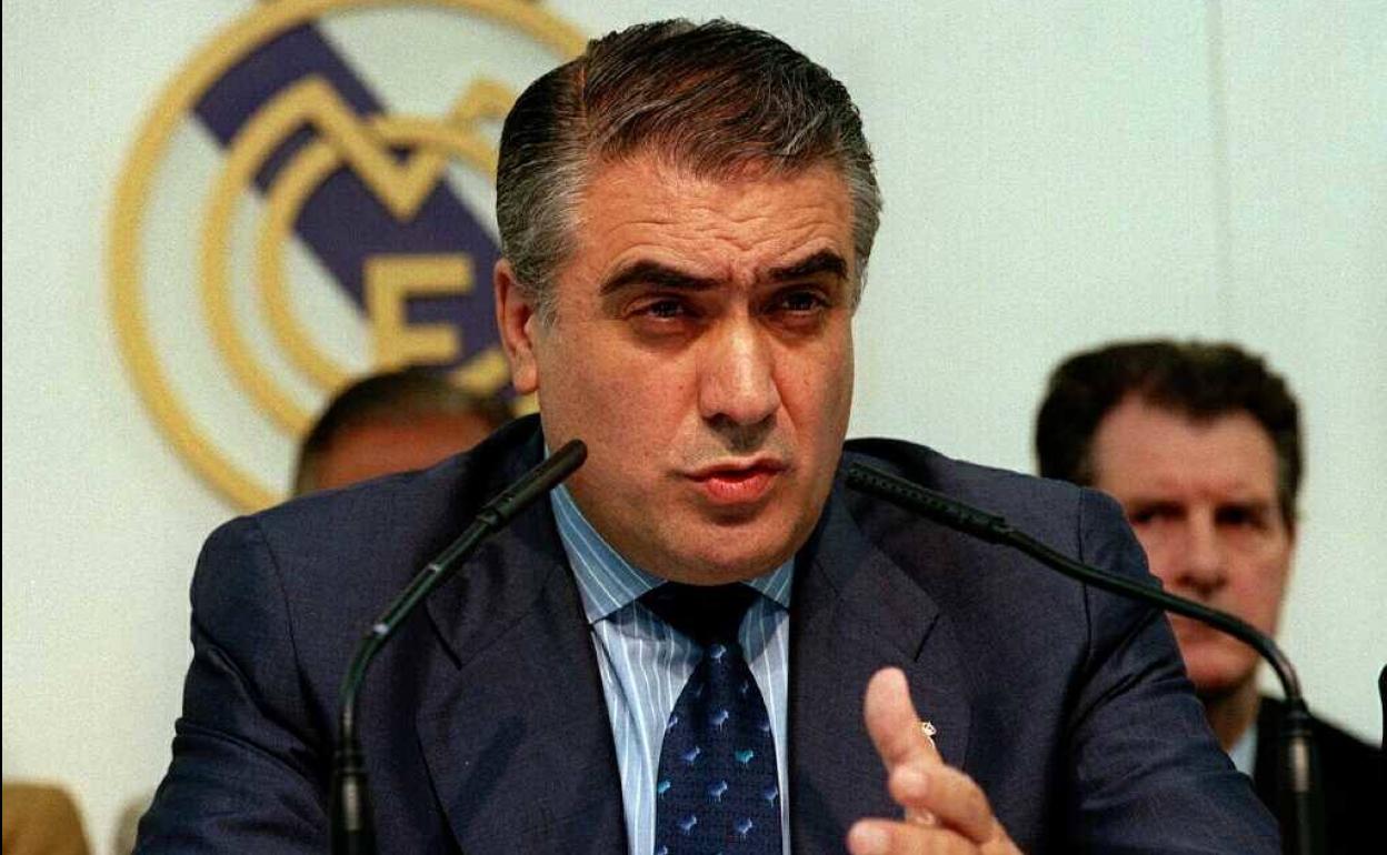 Lorenzo Sanz: el expresidente del Real Madrid devolvió la gloria al madridismo 32 años después con la Séptima Copa de Europa. Después, llegó la Octava bajo su mandato. Murió a los 76 años. (21/03)