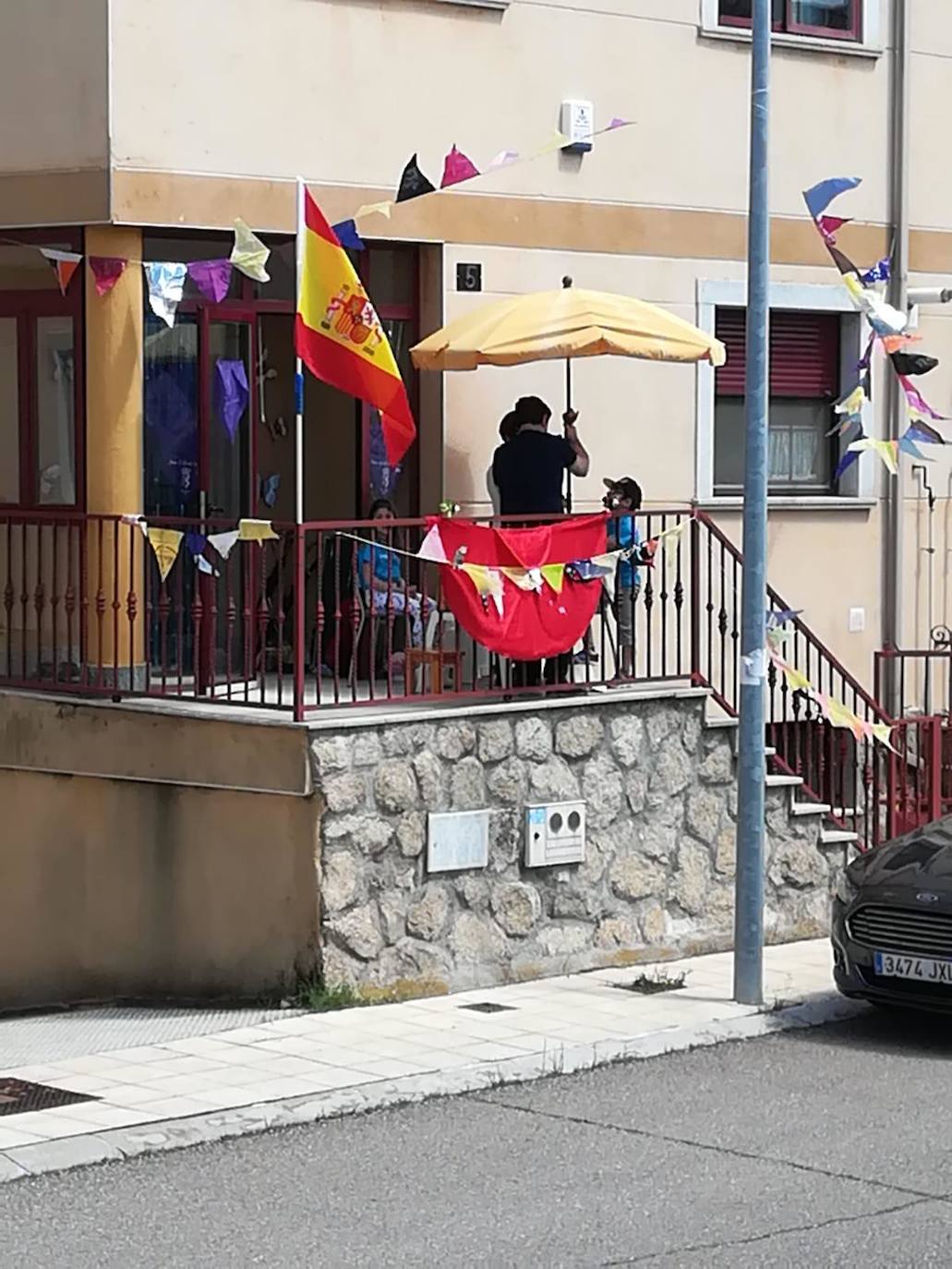 Fotos: Vecinos de Doñinos celebran las fiestas de San Marcos en sus casas