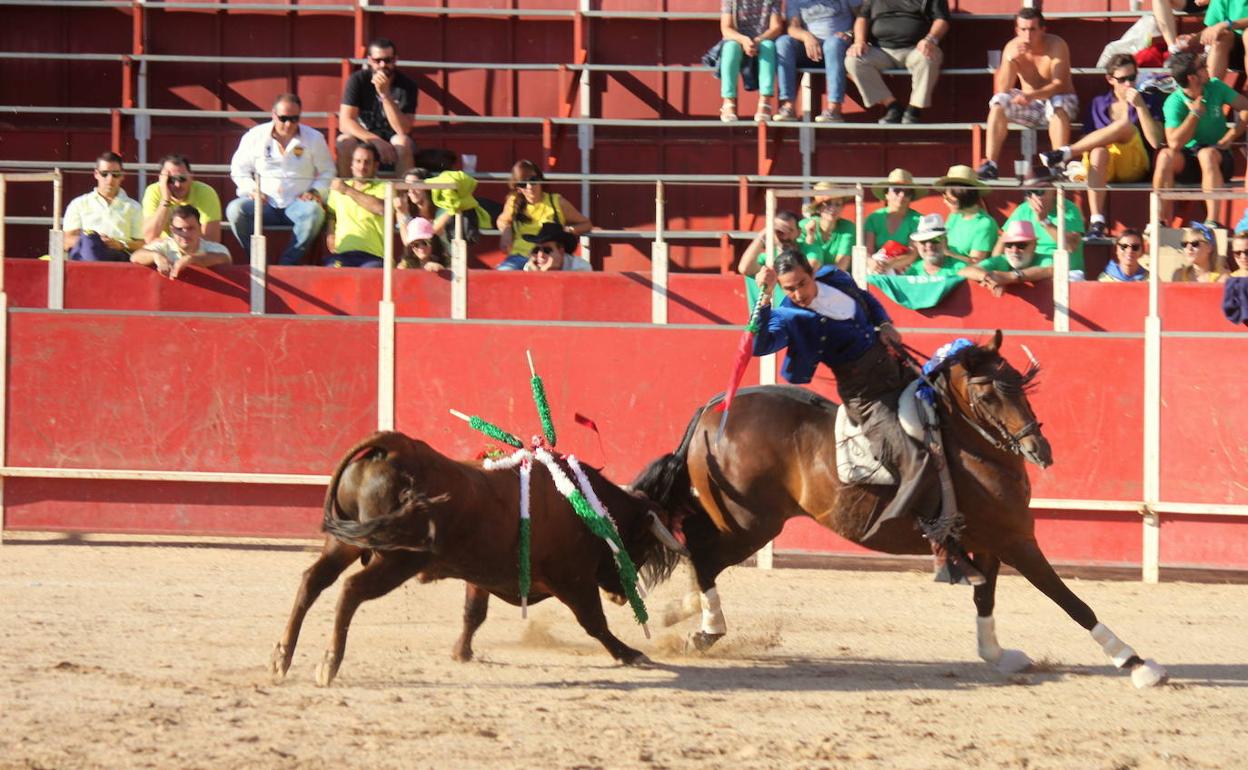 Óscar Borjas, en un festejo en Baltanás en 2015. 