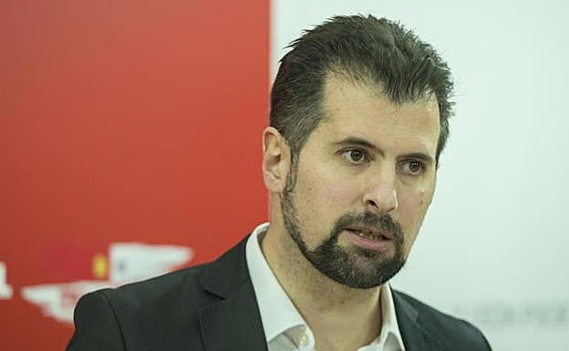 Tudanca a Mañueco: «No parece que estemos para dar lecciones ni lanzar fanfarronerías»