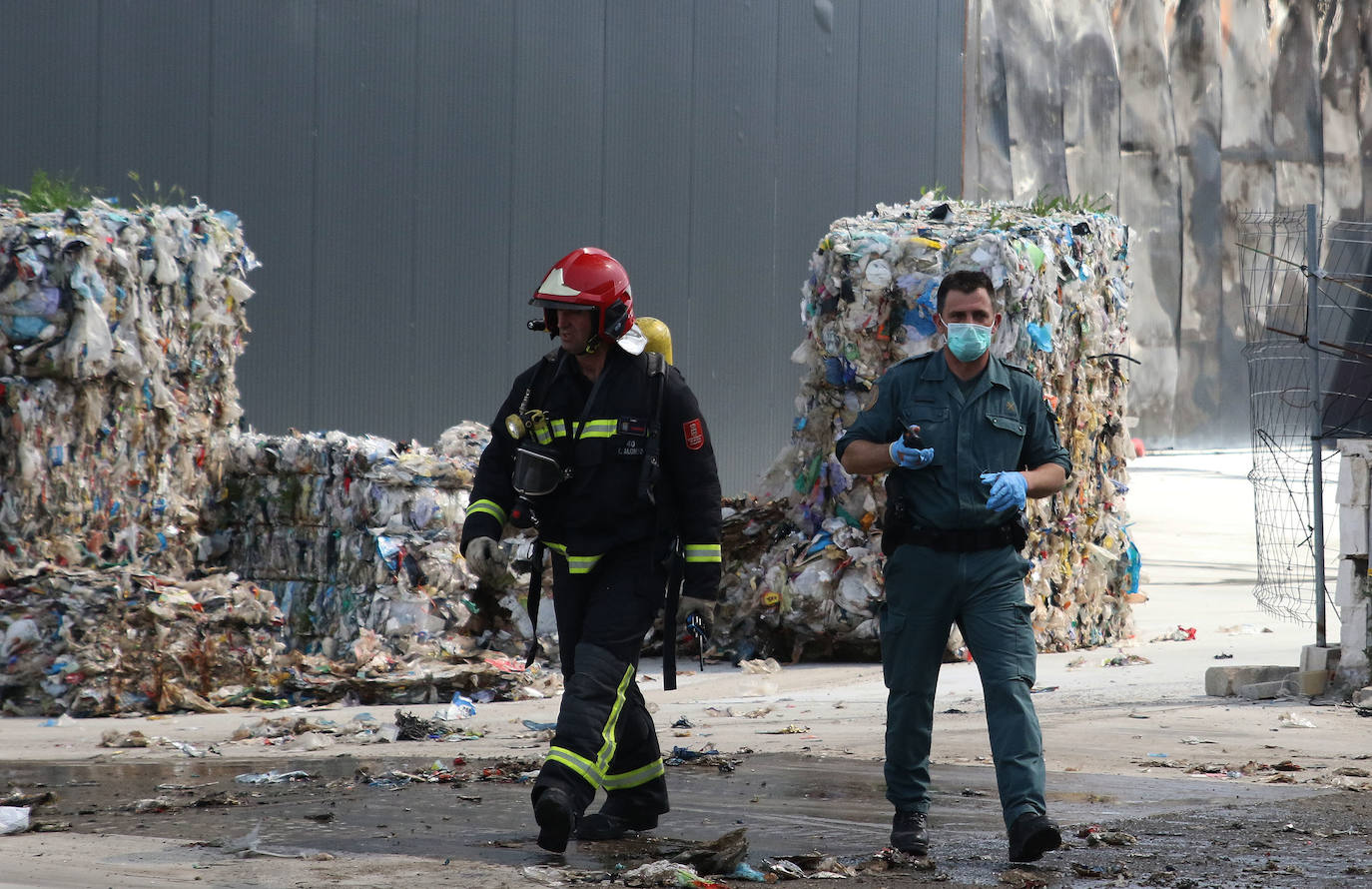 Aparatoso incendio en Valverde del Majano.