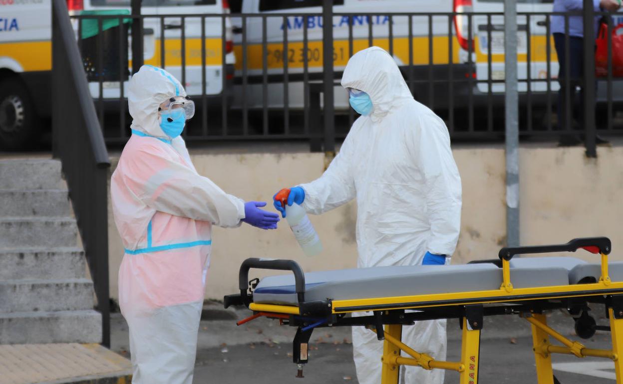 Salamanca sigue frenando a la covid-19: solo 19 casos nuevos y un fallecido en el Hospital