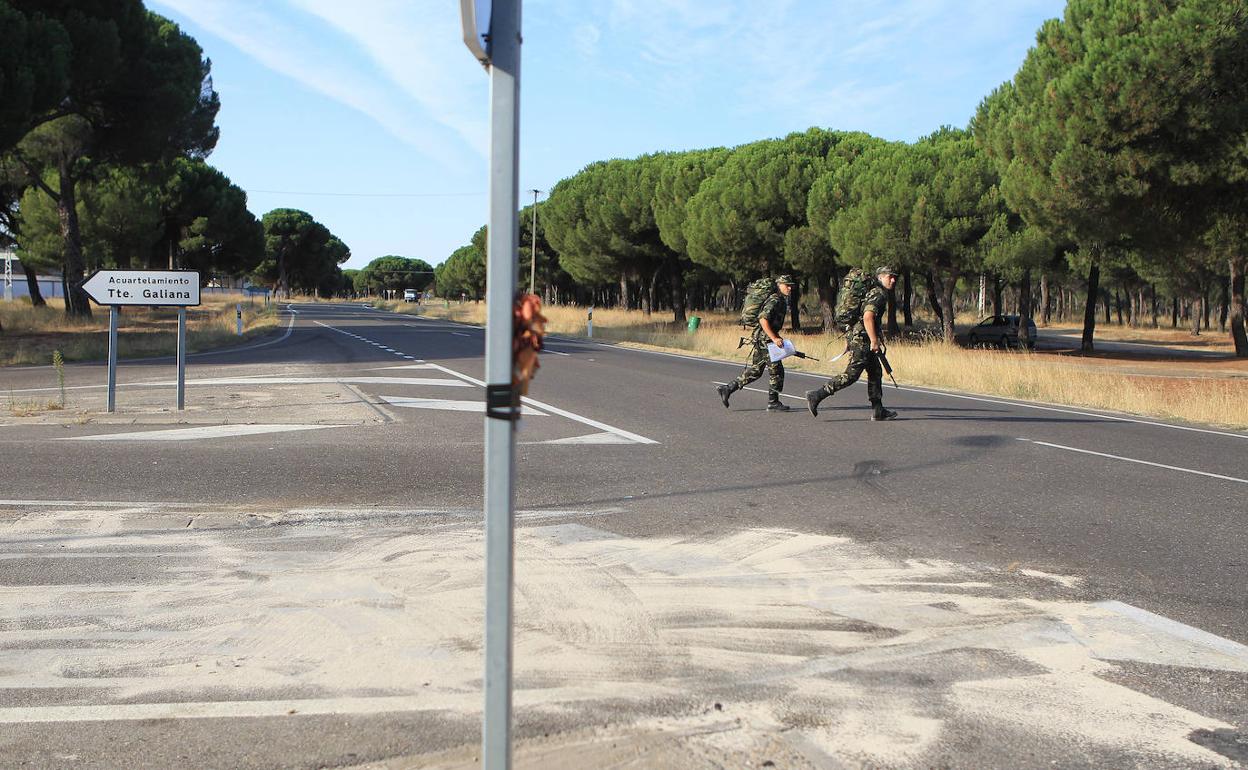 Dos militares heridos, uno grave, y otros dos civiles leves tras chocar una furgoneta y un coche en Valladolid