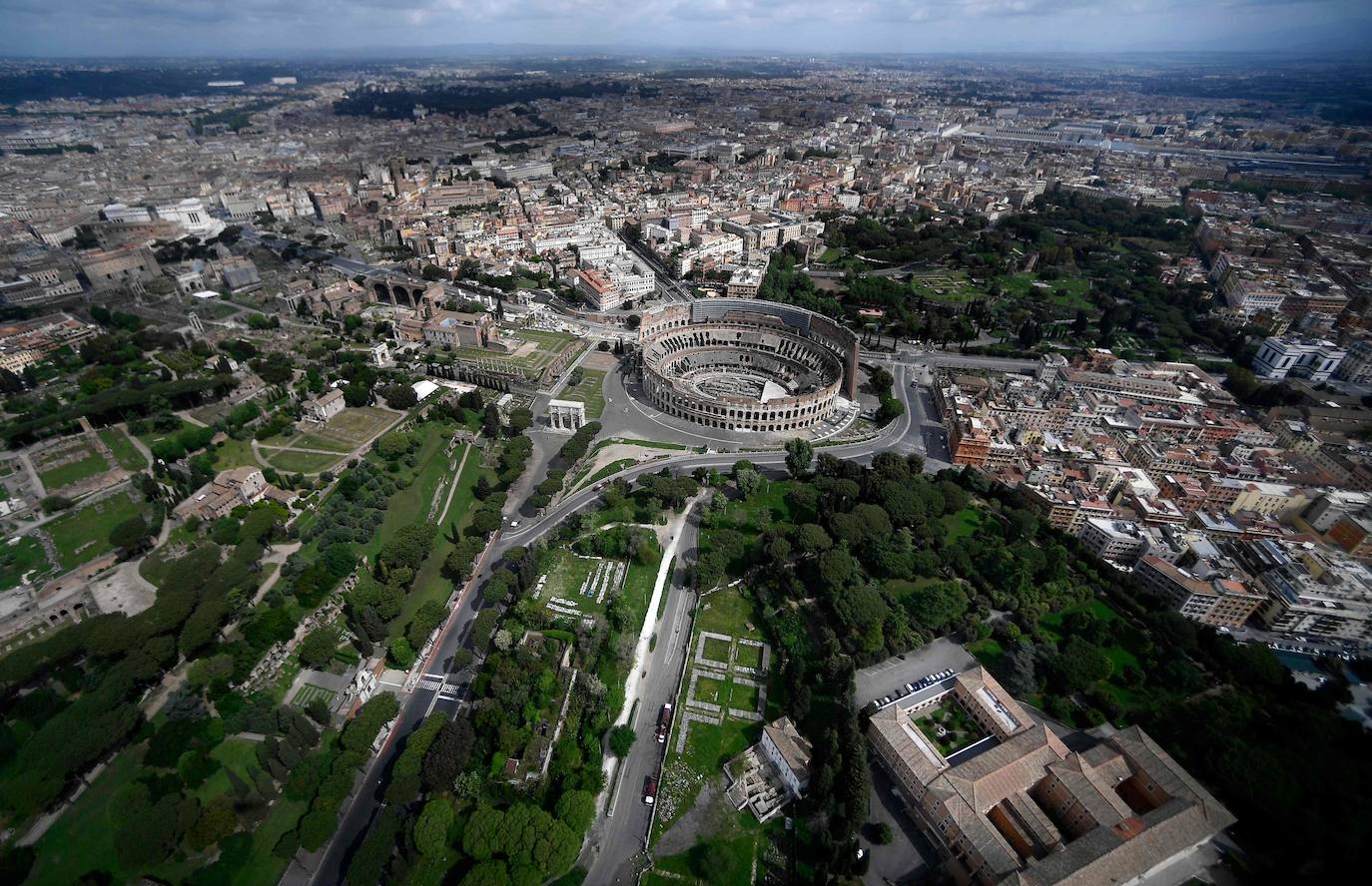 Las zonas más turísticas están ahora, sin gente | El coronavirus ha dejado a dos de las ciudades más históricas de Europa con un aspecto inusual