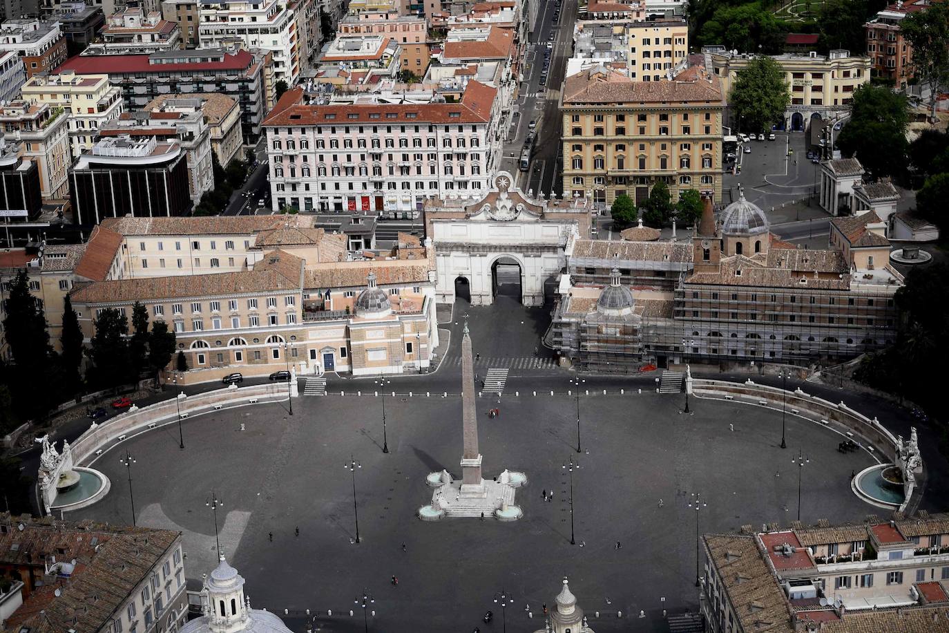Las zonas más turísticas están ahora, sin gente | El coronavirus ha dejado a dos de las ciudades más históricas de Europa con un aspecto inusual