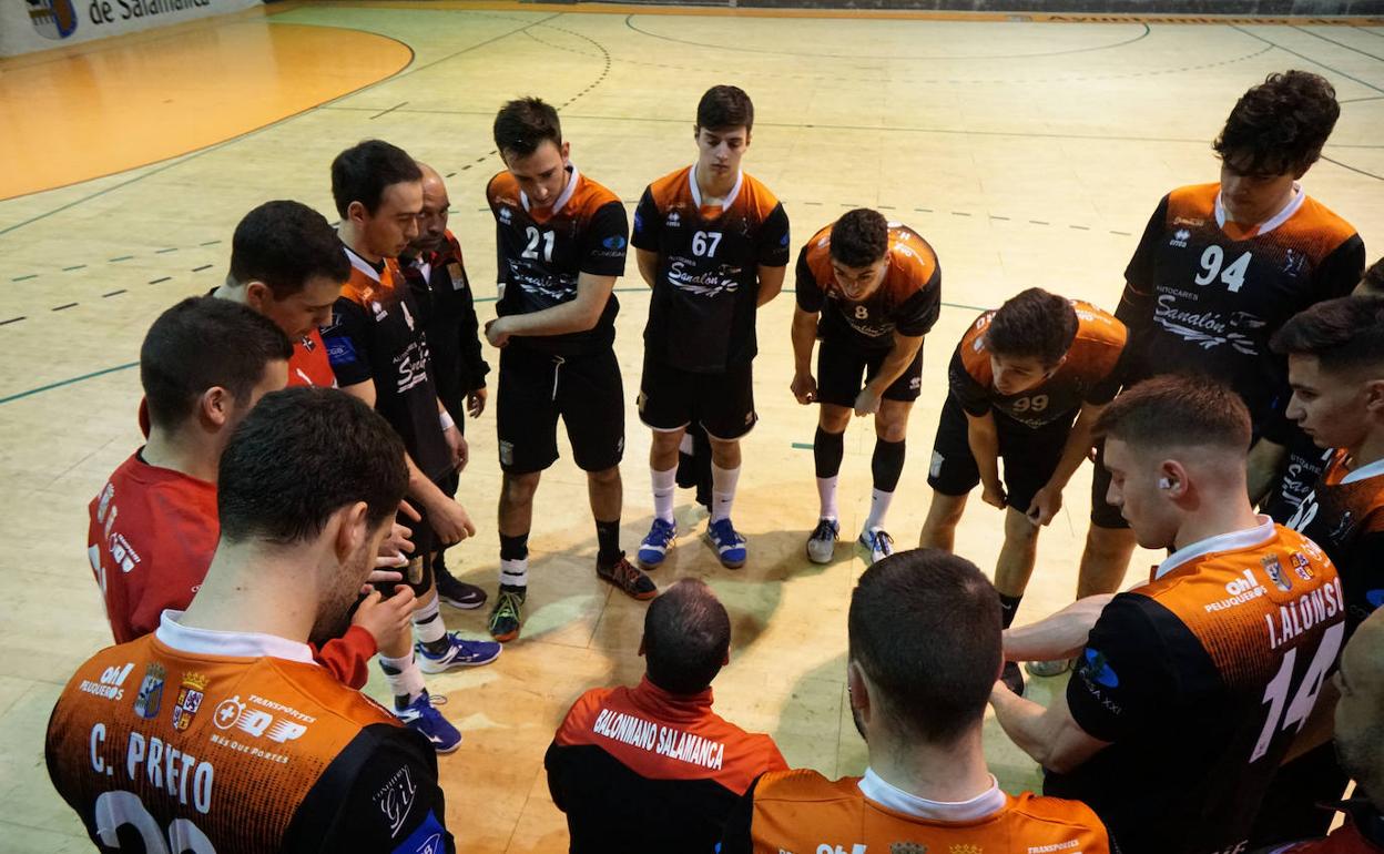 Oficial: El BM Salamanca acaba la temporada noveno y el UBU de Burgos asciende a División de Honor B