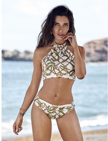 Fotos: Así posa Pilar Rubio con los modelos de su primera colección de baño