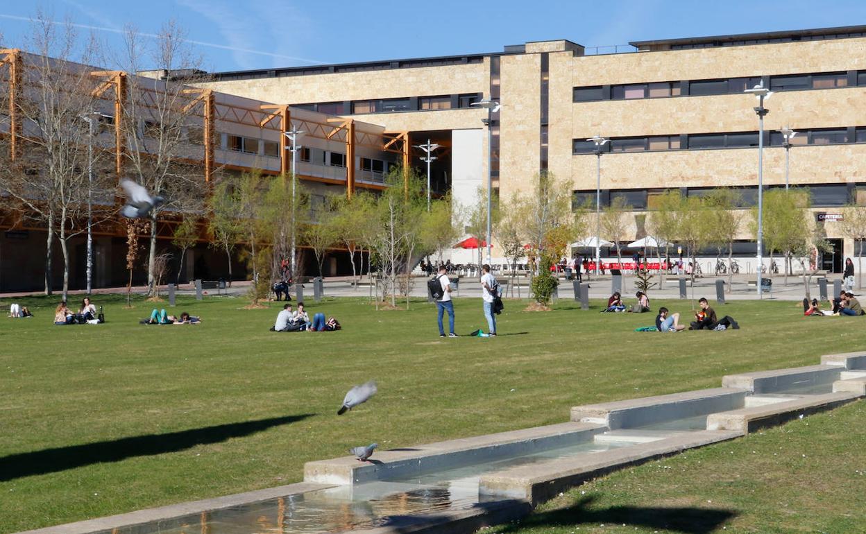 Coronavirus en Salamanca: La Universidad  convocará ayudas económicas para los estudiantes y creará un fondo solidario