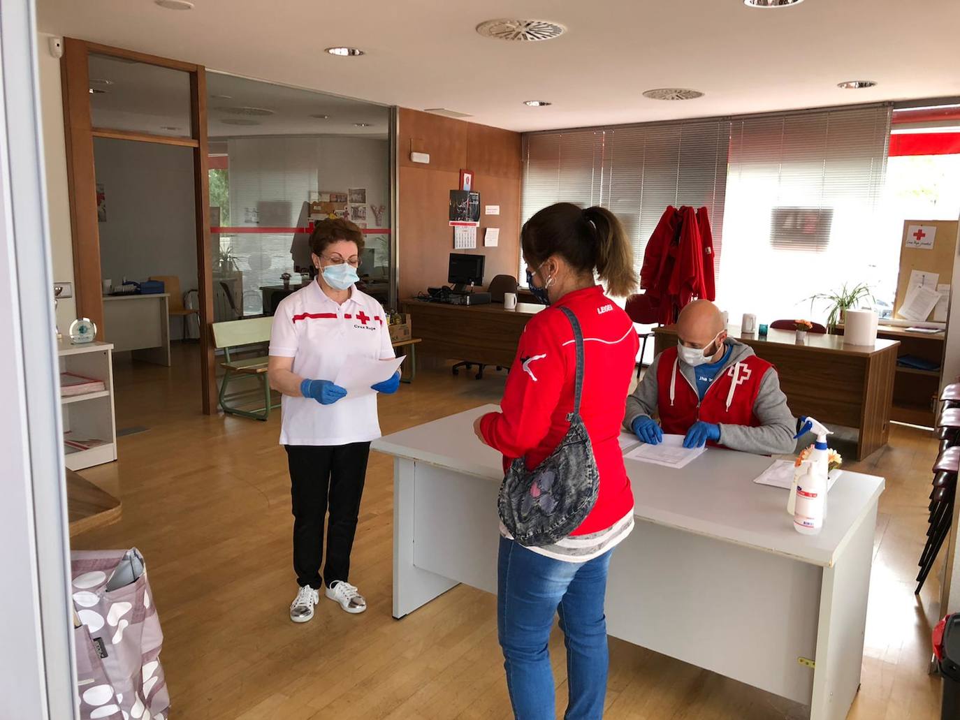 La ONG ha atendido a más de 66.000 personas en Castilla y León desde que comenzó lña crisis del coronavirus. El trabajo de sus 2.738 voluntarios ha sido fundamental en esta labor. 