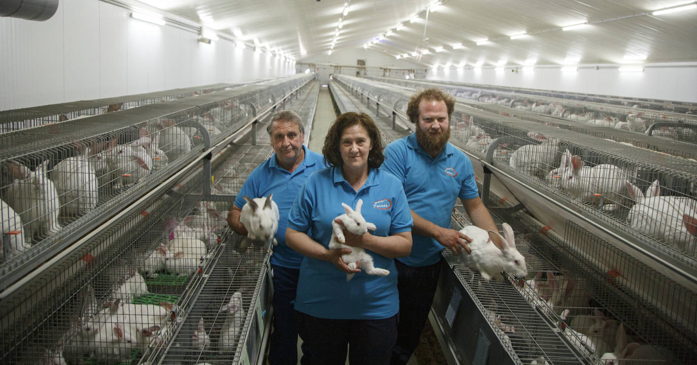 Ángela Gómez, cunicultora.