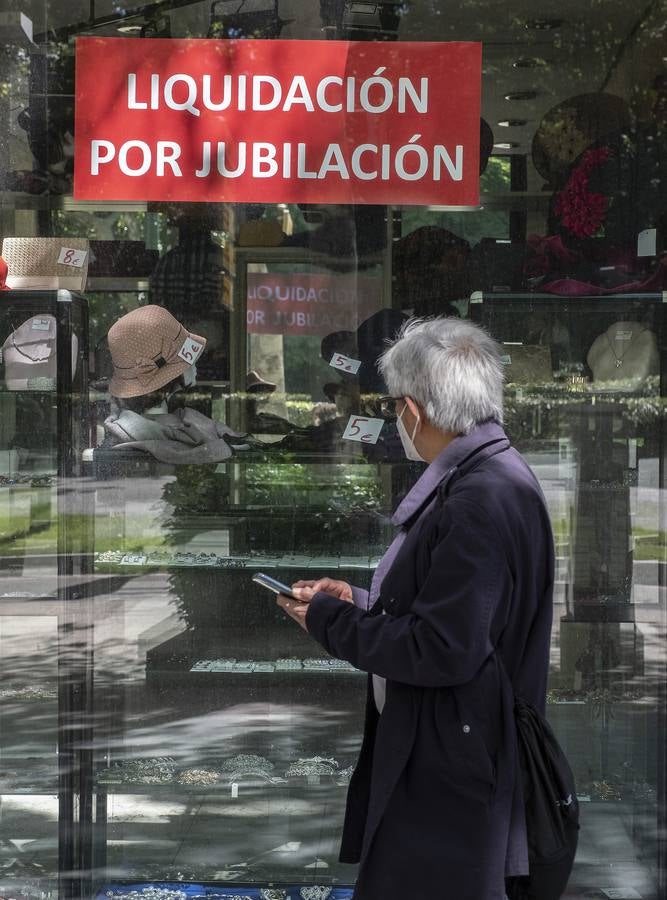 Fotos: El comercio de Valladolid reabre sus puertas