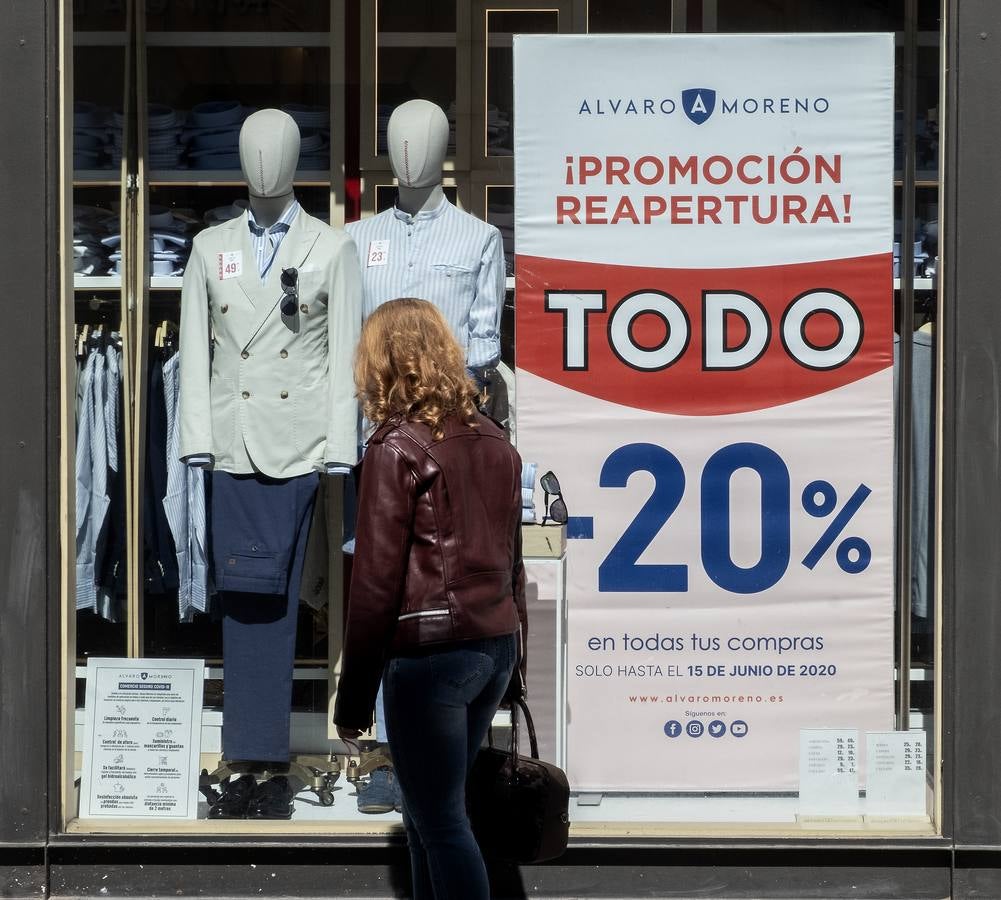 Fotos: El comercio de Valladolid reabre sus puertas