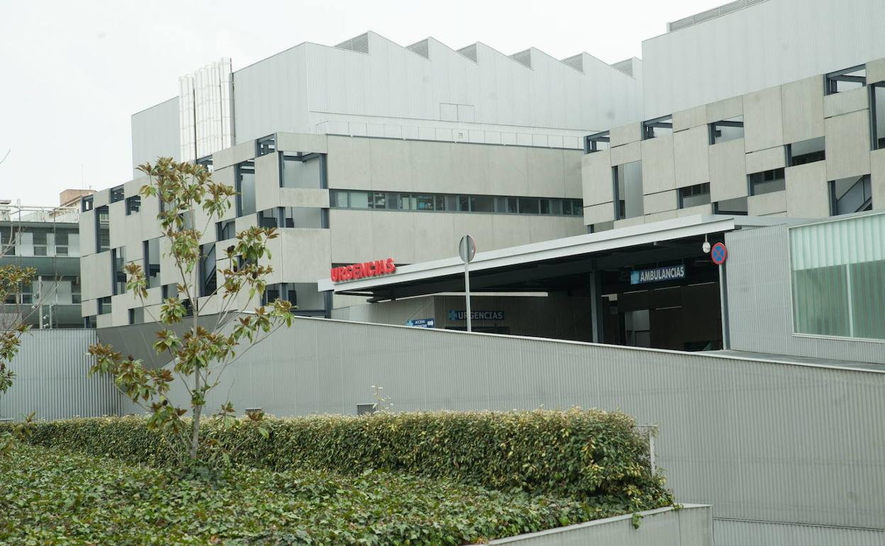Entrada de Urgencias del Hospital Clínico de Valladolid. 