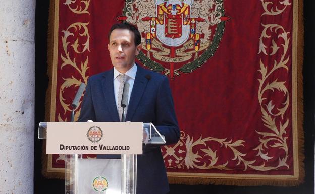 El presidente de la Diputación, Conrado Íscar, durante su intervención de ayer.