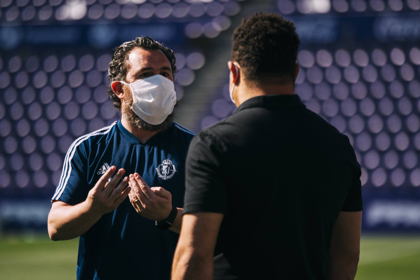 Fotos: El presidente del Real Valladolid, Ronaldo Nazario, acude al entrenamiento en el Zorrilla