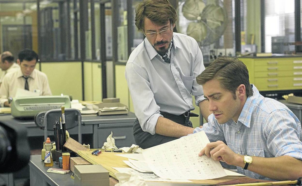 Robert Downey Jr. y Jake Gyllenhaal, en una escena de 'Zodiac'.