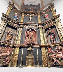 Imagen secundaria 2 - Arriba imagen de la iglesia de San Salvador y, sobre esta líneas, a la izquierda, ermita del Humilladero y a su derecha el retablo de la iglesia de San Salvador. 