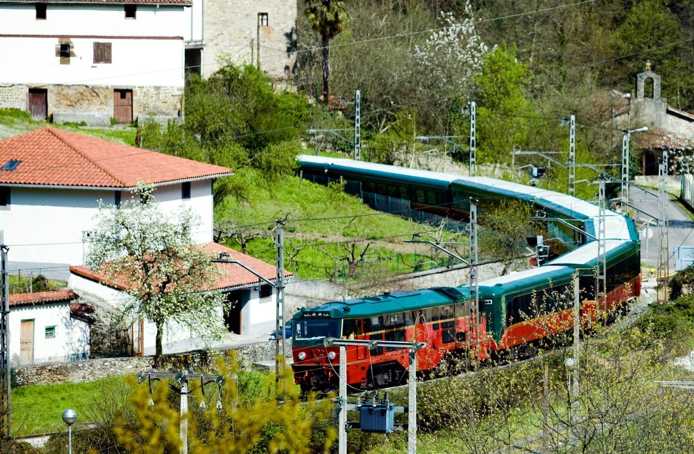 Renfe cancela el tren turístico más emblemático de la provincia de León y deja en el aire su recuperación en función de la reactivación económica