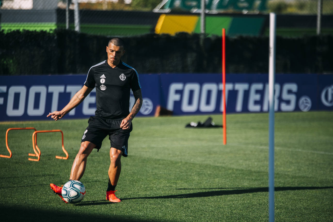 Fotos: La primera plantilla del Real Valladolid continúa trabajando a buen ritmo