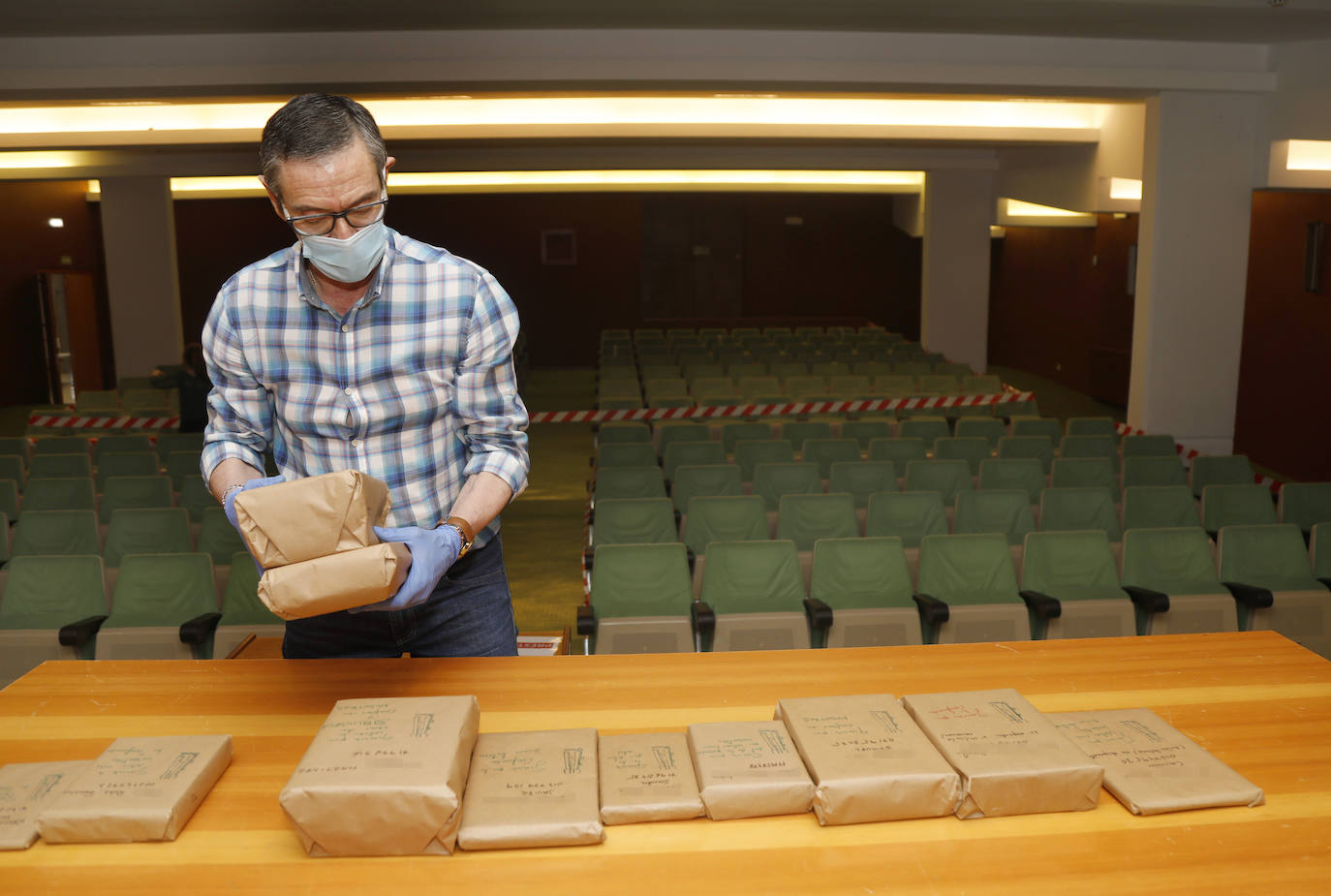 Las bibliotecas de Palencia ya reciben a los amantes de los libros. 