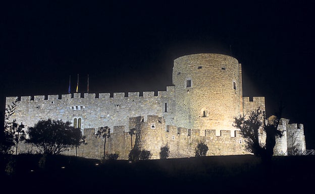 Castillo de Adrada.