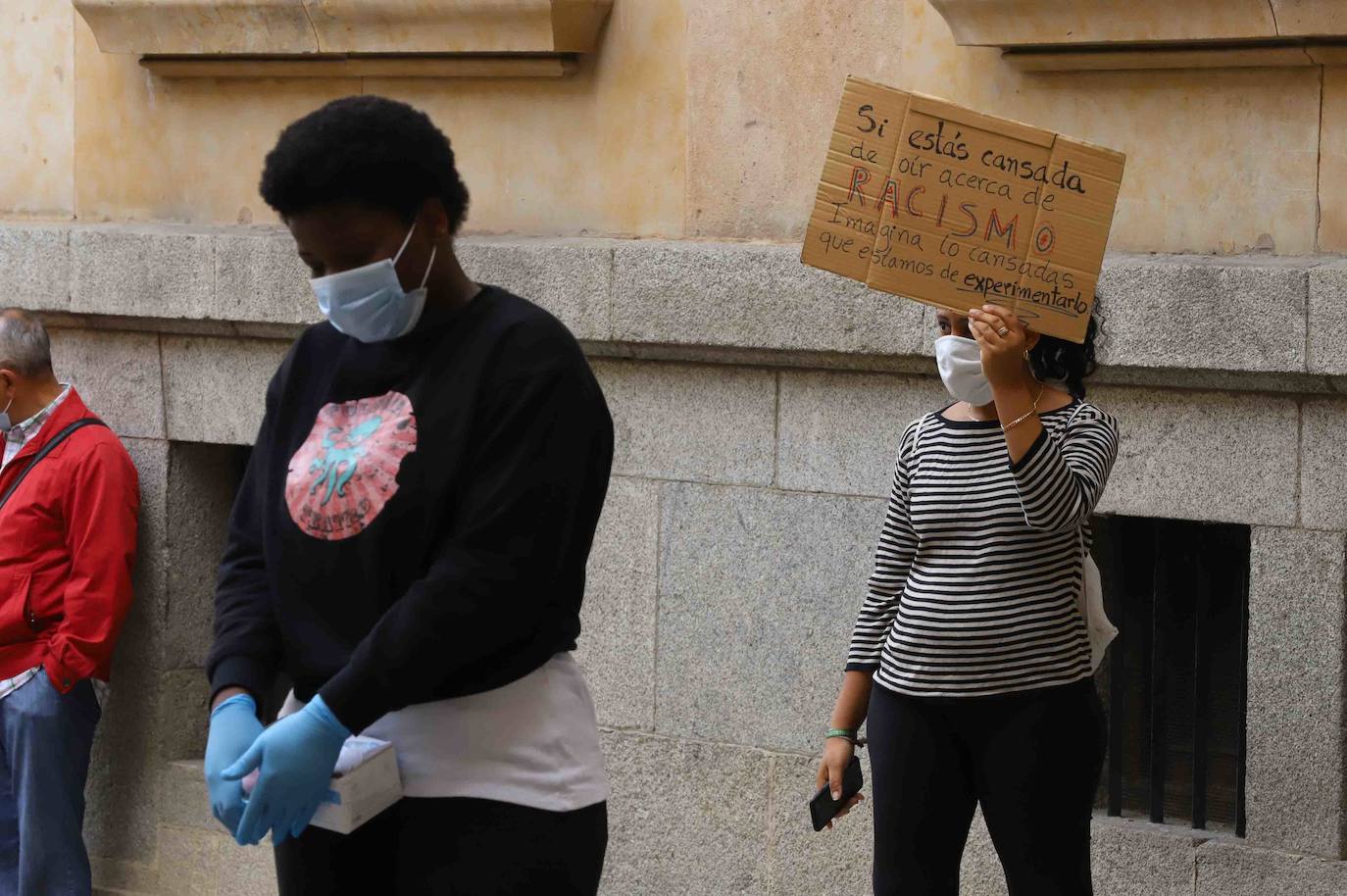 Fotos: Manifestación contra el racismo en Salamanca