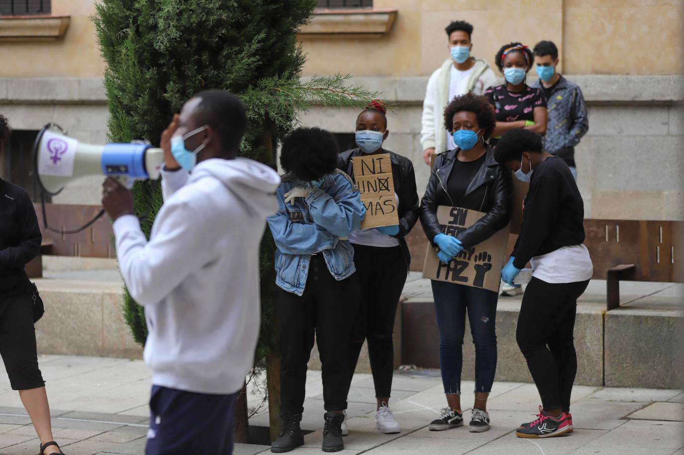 Fotos: Manifestación contra el racismo en Salamanca