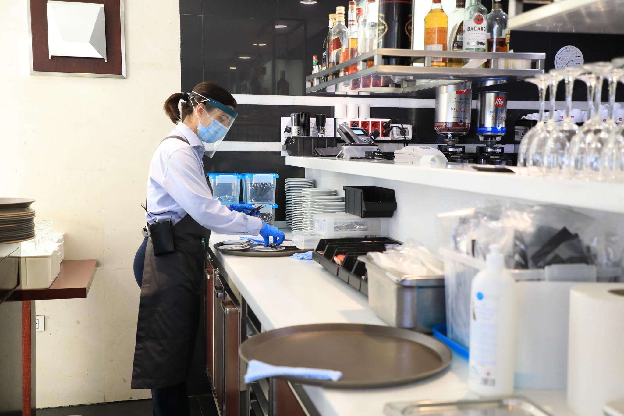 Fotos: Reapertura de El Corte Inglés de Salamanca en la fase 2 de la desescalad