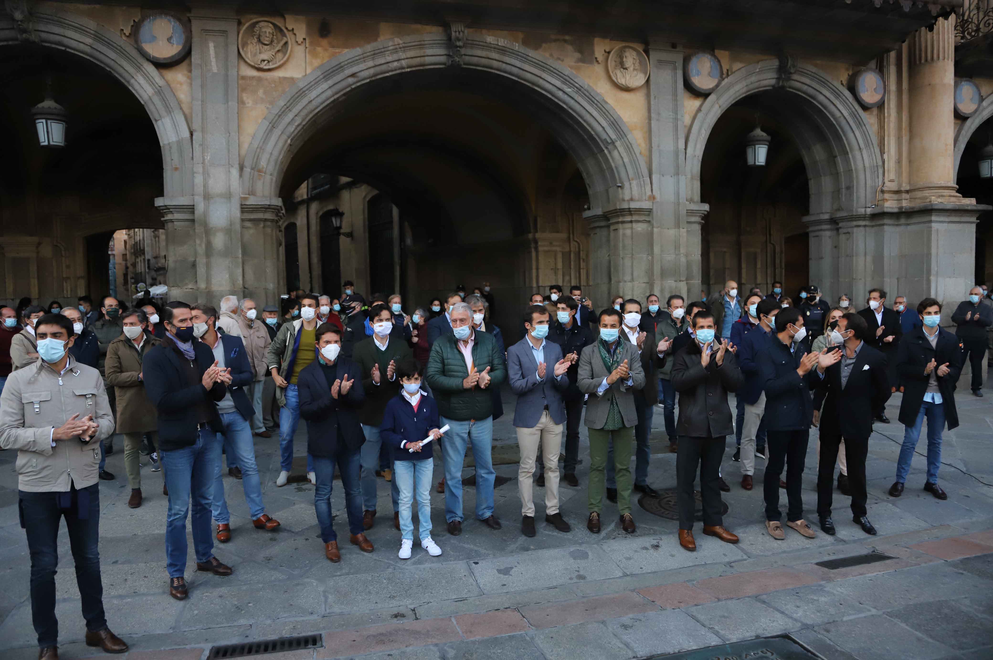 Fotos: El mundo del toro se reivindica en la Plaza Mayor de Salamanca