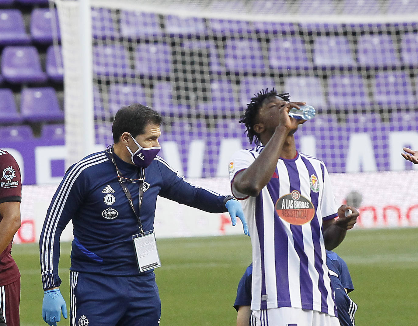 El portero detuvo un penalti a Iago Aspas en el minuto 70 en un partido de dominio local en la primera parte y visitante tras el descanso