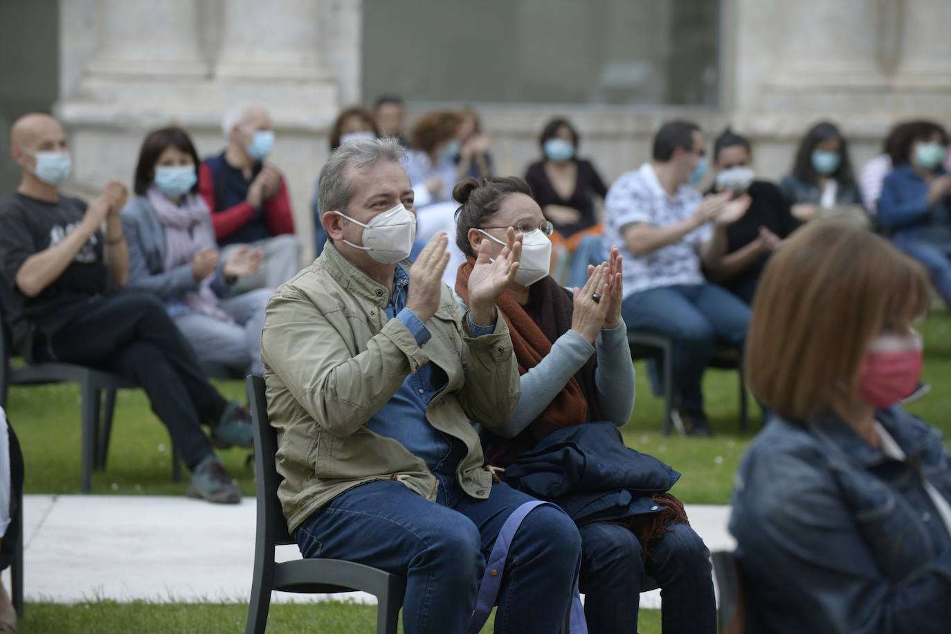El guitarrista Raúl Olivar ha ofrecido esta tarde un concierto en el patio del museo. 