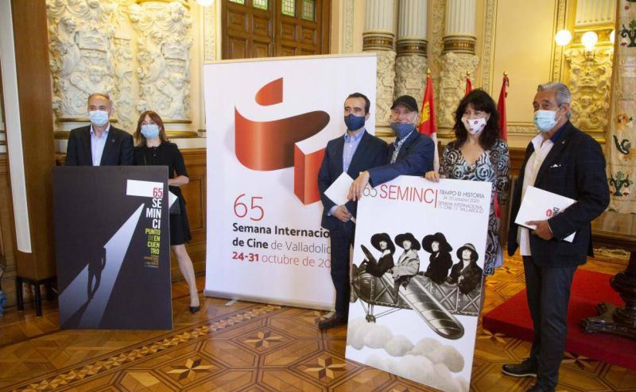 Presentación de los carteles de la 65ª edición en el Ayuntamiento. 