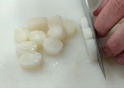 Imagen secundaria 1 - Coronavirus: Recetario de la cuarentena: La receta de Miguel Ángel de la Cruz: espárrago blanco de Tudela con espumoso de leche de almendra