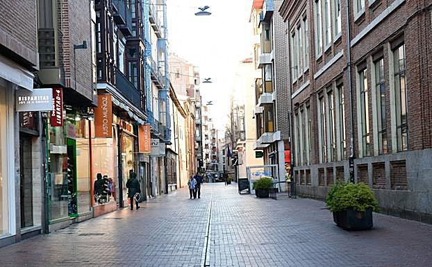 Teresa Gil, una de las 127 calles peatonales del callejero. 