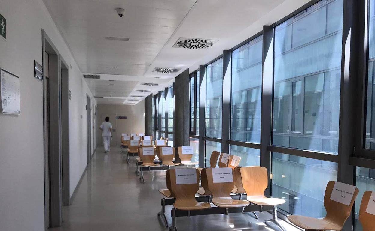 Sala de espera de consultas externas del hospital Río Hortega de Valladolid. 