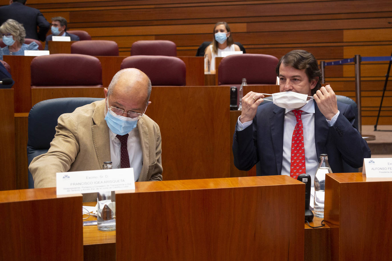 El presidente de la Junta de Castilla y León, Alfonso Fernández Mañueco, ha asegurado este martes que la Consejería de Empleo e Industria va a ampliar las ayudas complementarias a los trabajadores afectados por los ERTE del coronavirus