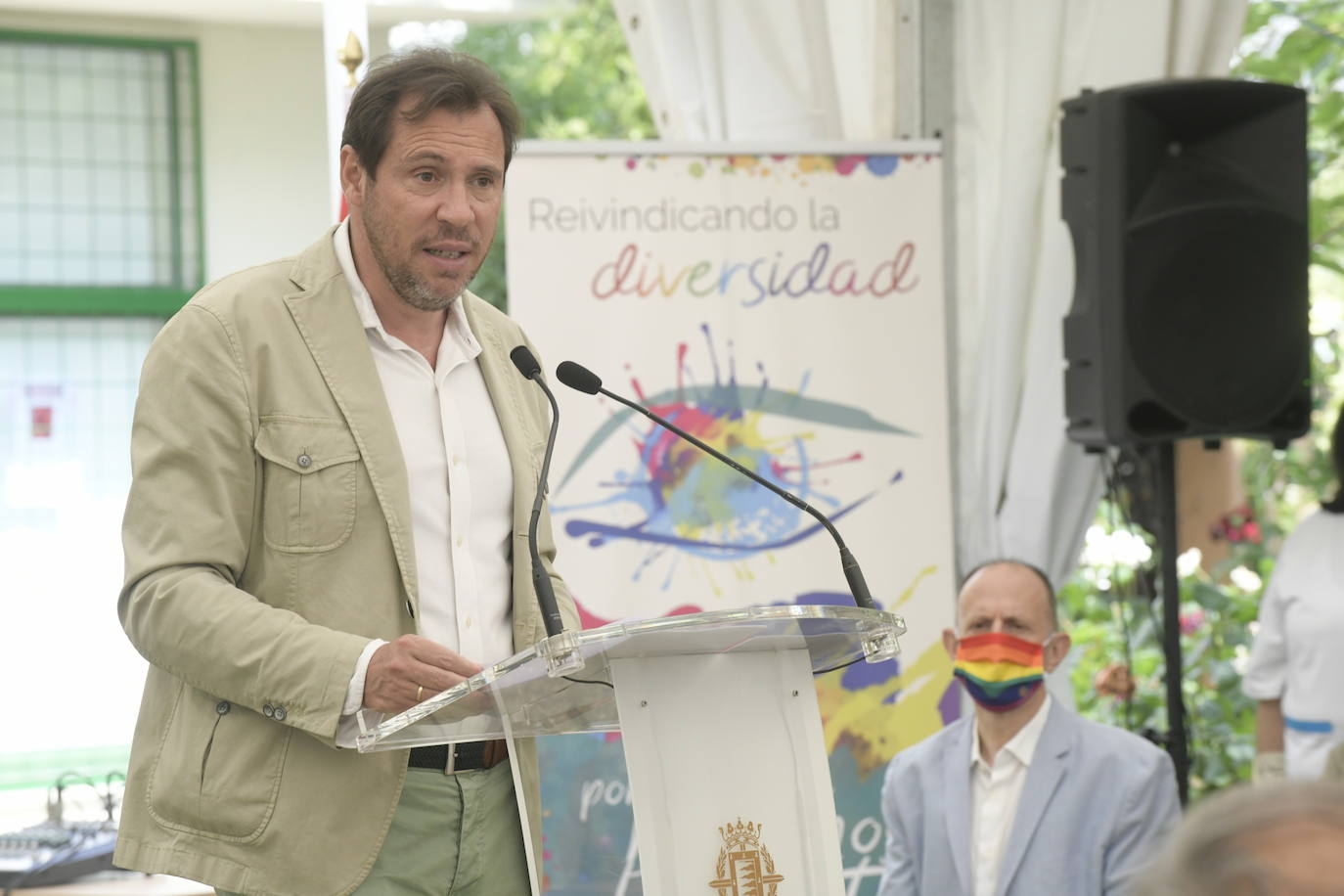 Fotos: Acto oficial de celebración del Orgullo LGTBI en Valladolid