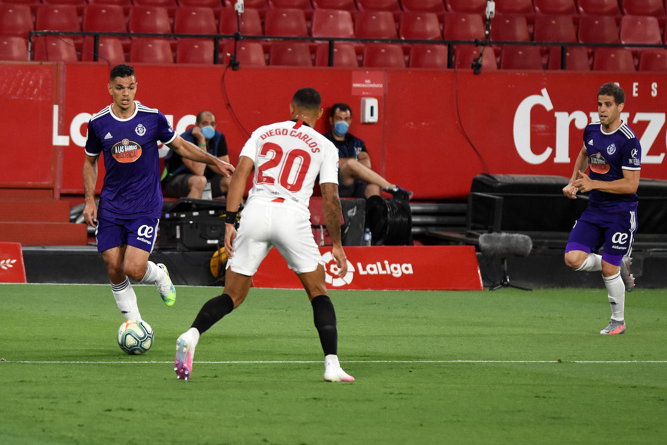 Olivas adelantó al Valladolid en la primera parte y Ocampos empató en un partido muy bien jugado por los blanquivioletas