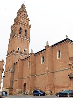 Imagen secundaria 1 - Torre de San Pedro Apóstol y Torre de Santa María.