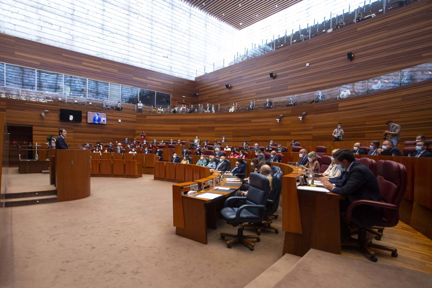 Fotos: Debate de política general de la Junta de Castilla y León en las Cortes