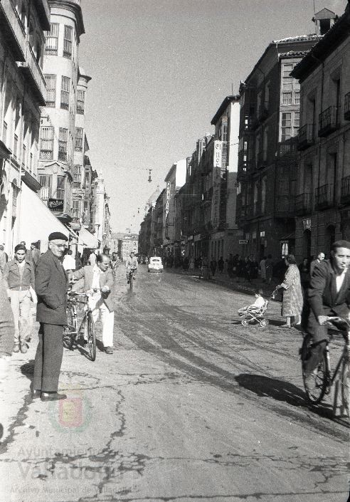 Fotos: Estampas del Valladolid antiguo (XLVI): la ciudad en 1956