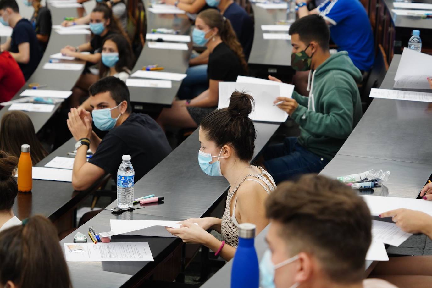 Los futuros universitarios se enfrentan estos días a la prueba de acceso en el distrito de Salamanca. 