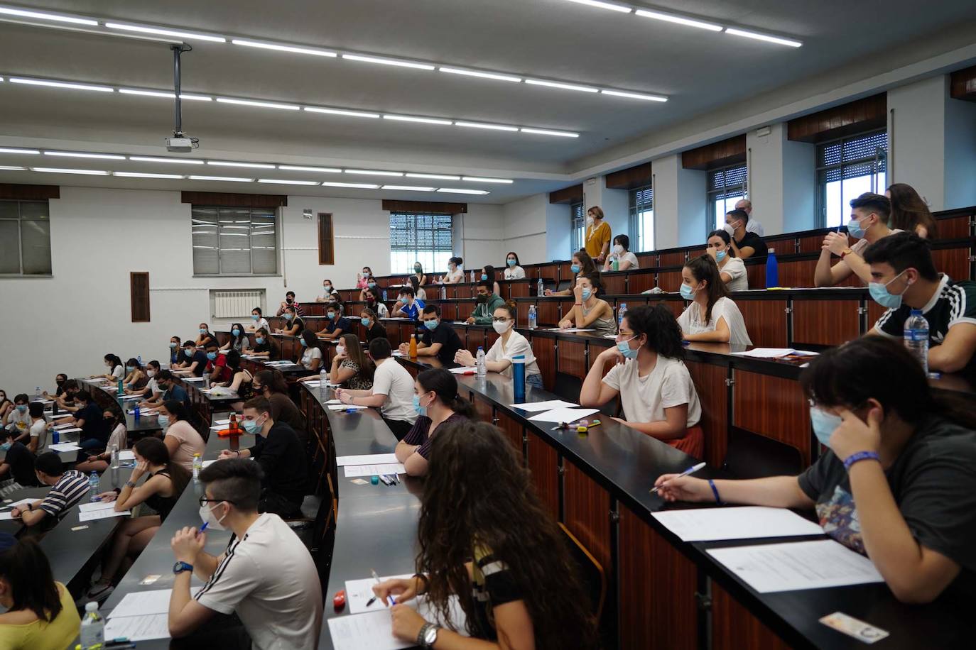 Los futuros universitarios se enfrentan estos días a la prueba de acceso en el distrito de Salamanca. 