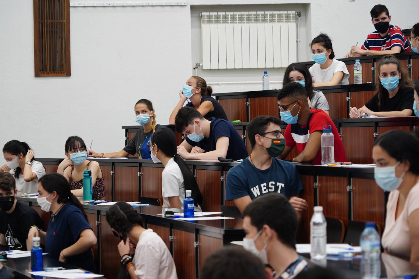 Los futuros universitarios se enfrentan estos días a la prueba de acceso en el distrito de Salamanca. 